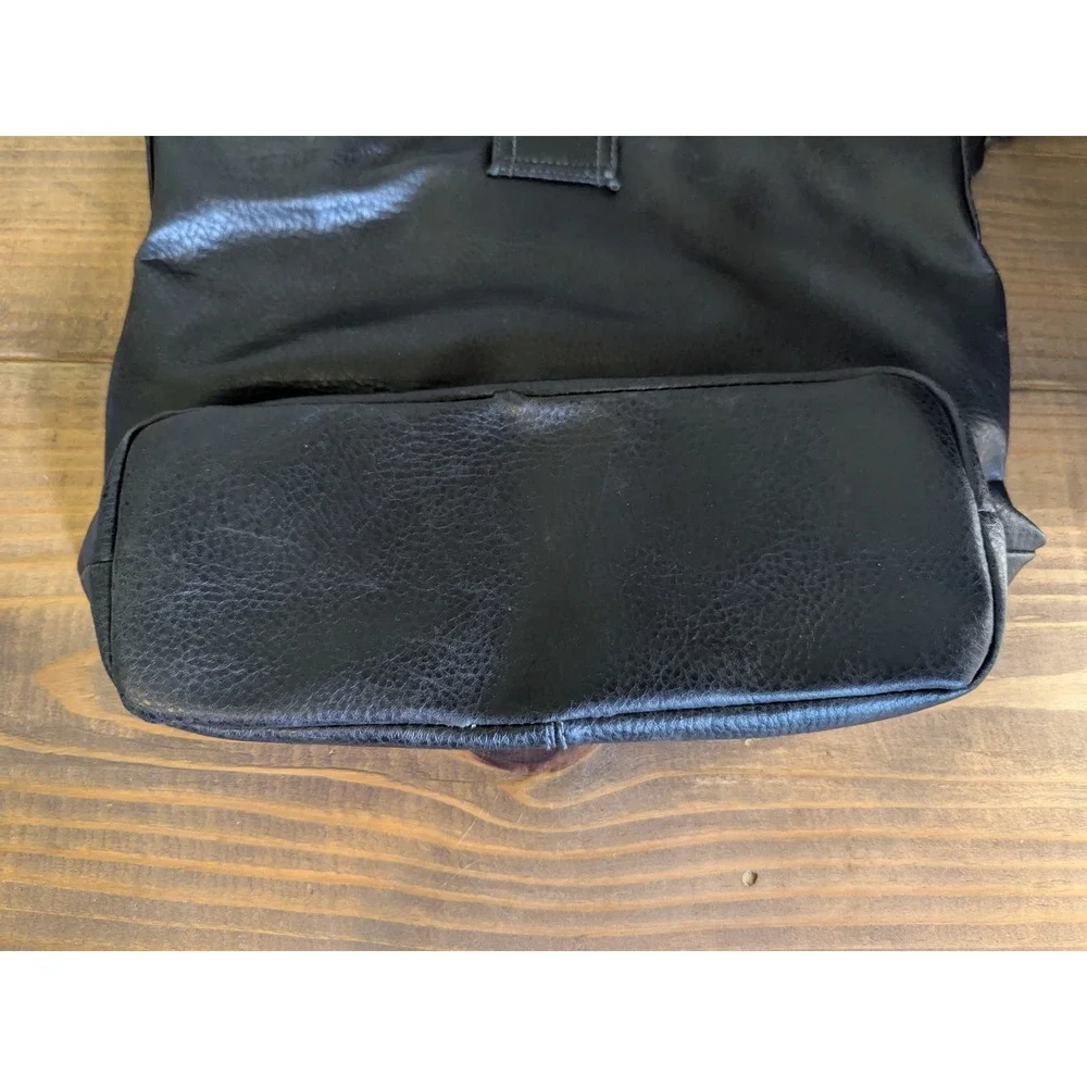 Vintage Black Faux Leather Shoulder Bag Purse with Buckled Pockets‎ Trendy